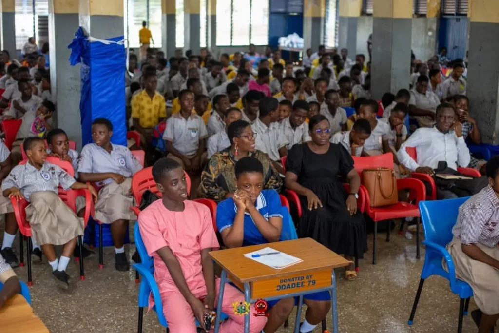 WhatsApp Image 2025 11 24 at 09.44.08